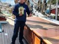 Le jus de pomme Pressi-mobile Chug embarque à bord de L'Etoile à couple avec son sister-ship La Belle Poule. Goélette Paimpolaise de 37,5 mètres, construite...